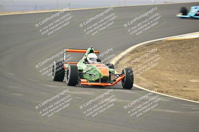 media/Jan-26-2025-CalClub SCCA (Sun) [[cfcea7df88]]/Group 2/Race/